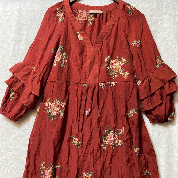 Olive Hill women’s medium floral dress with 3/4 ruffle sleeves - Picture 1 of 9